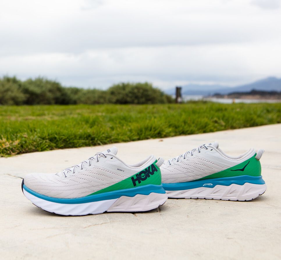 Hoka One One Arahi 4 Stabila Löparskor Herr Lunar Rock / Nimbus Cloud | 61DBVGAKT