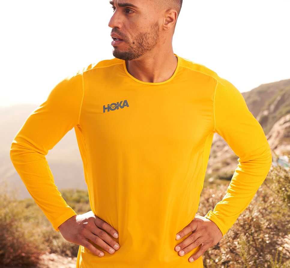 Hoka One One Slim Fit Vindtät T Shirt Herr Saffron | 04JTBYGNV